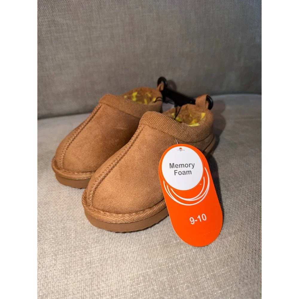 Kids slippers 9/10